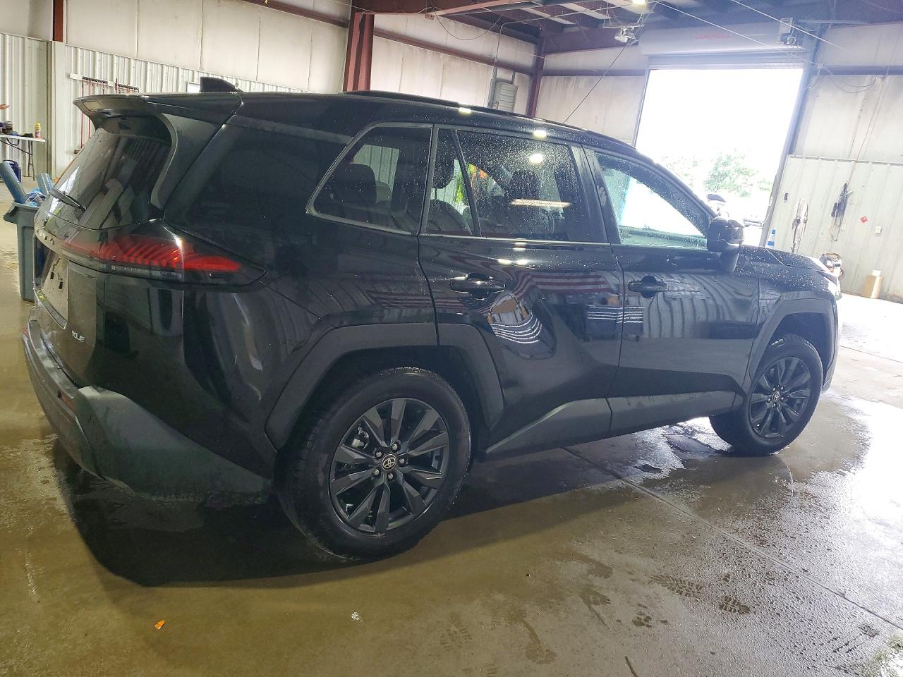 2026 TOYOTA RAV4 XLE PREMIUM — photo 3