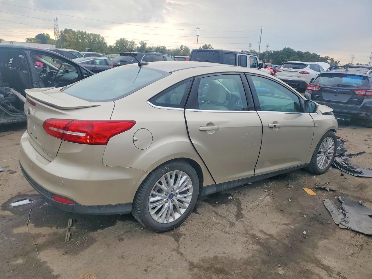 2018 FORD FOCUS TITANIUM — photo 3