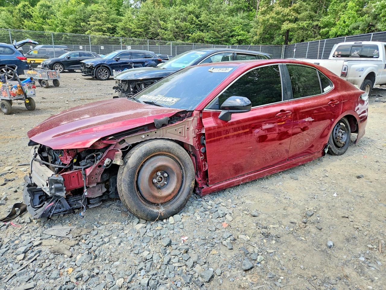 2018 TOYOTA CAMRY SE