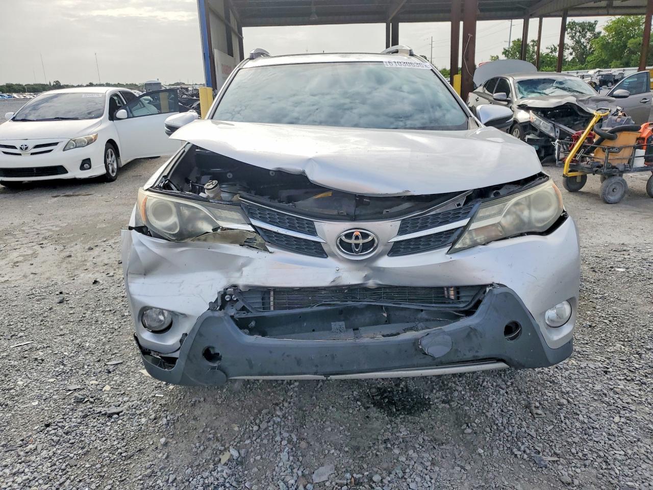 2015 TOYOTA RAV4 XLE — снимка 5