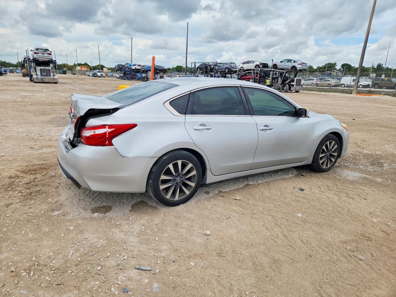 2017 NISSAN ALTIMA 2.5 SV — снимка 3