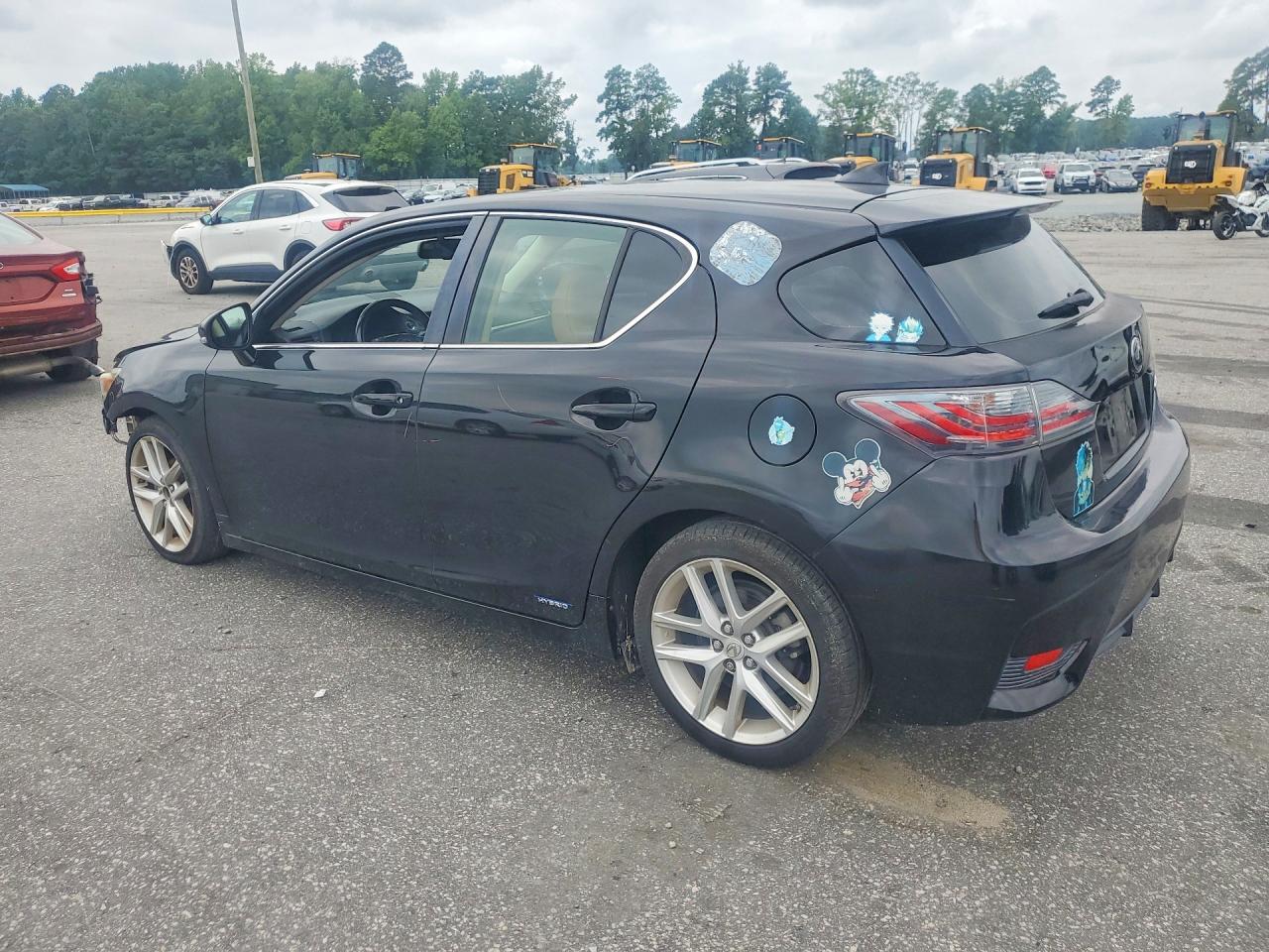 2015 LEXUS CT 200 — снимка 2