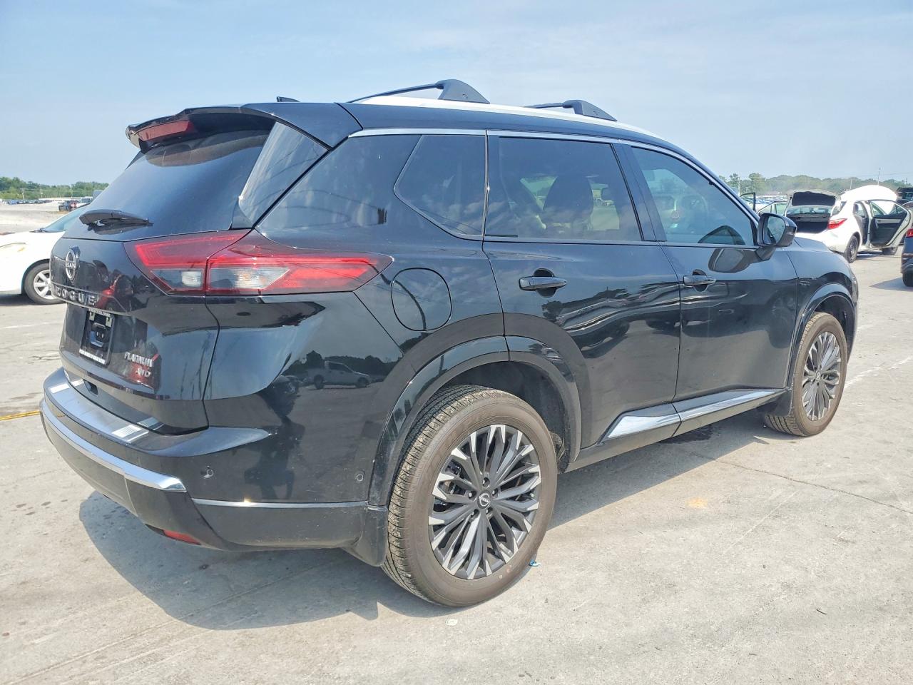 2026 NISSAN ROGUE PLATINUM — снимка 3