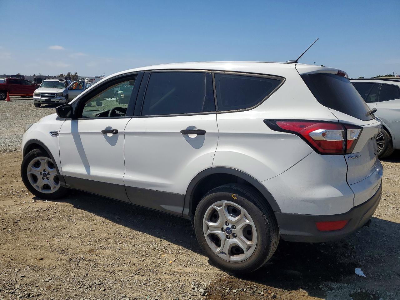 2018 FORD ESCAPE S — снимка 2