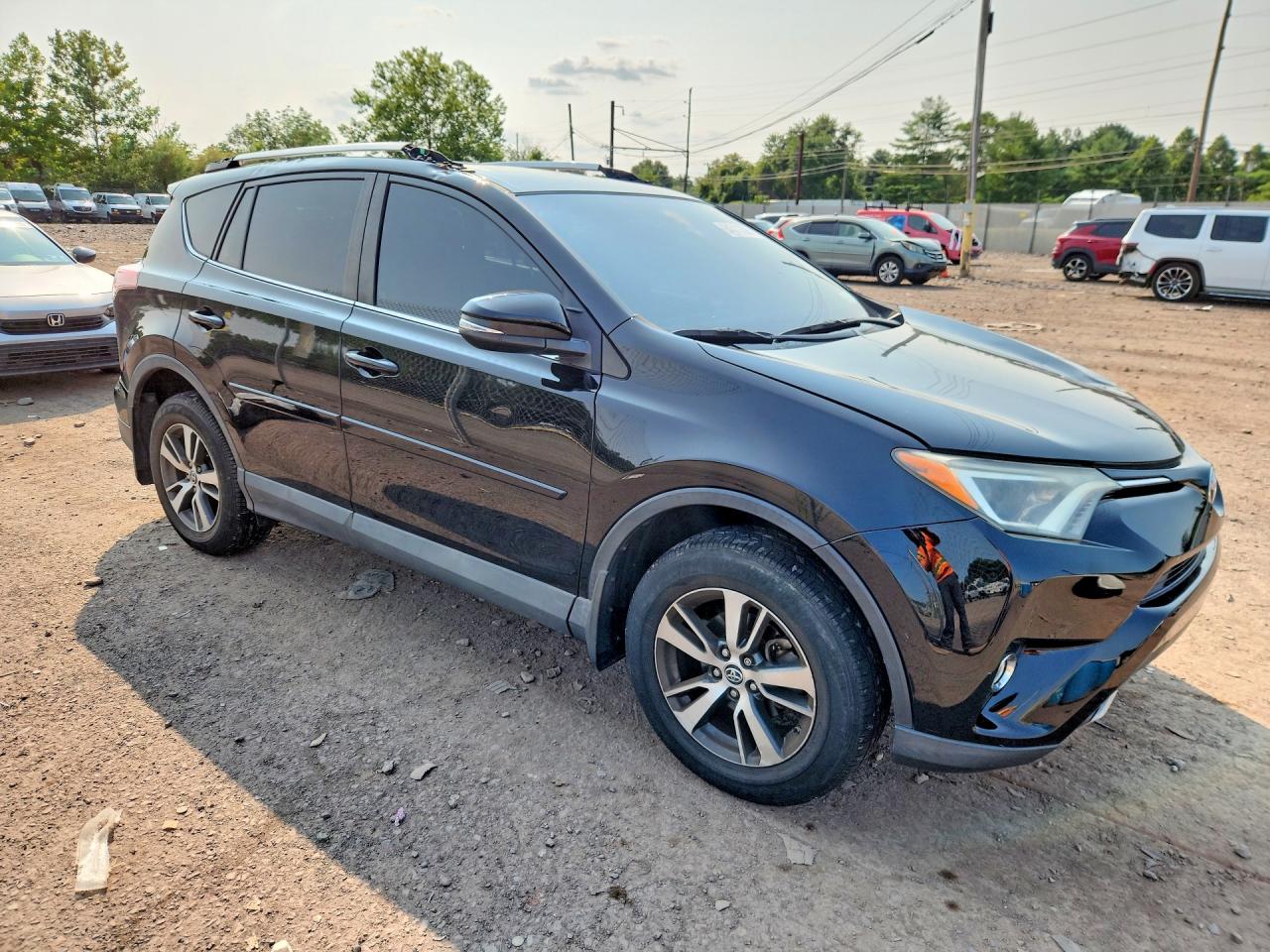 2016 TOYOTA RAV4 XLE — снимка 4