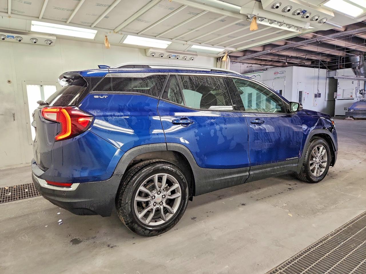 2023 GMC TERRAIN SLT — снимка 3