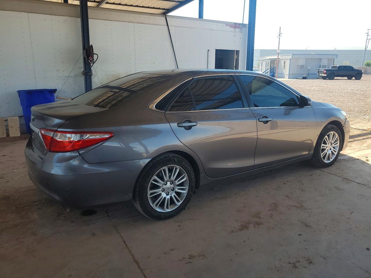 2015 TOYOTA CAMRY LE — снимка 3