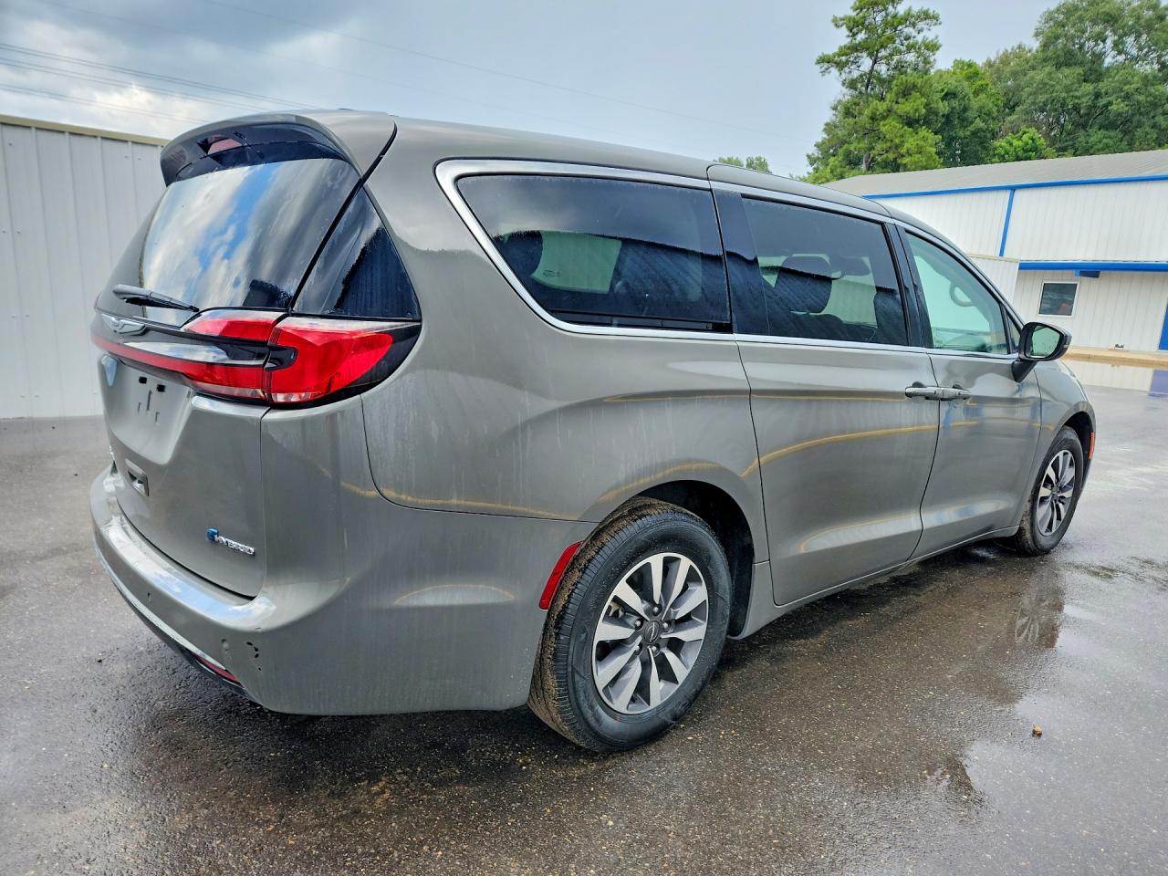 2023 CHRYSLER PACIFICA HYBRID TOURING L — снимка 3