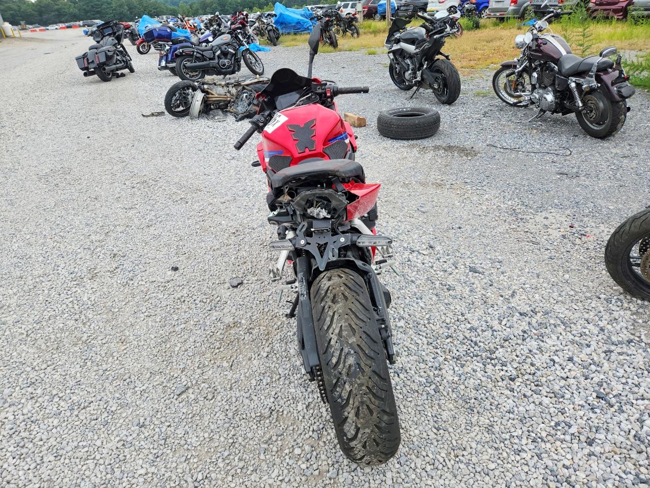 2024 HONDA CBR650 R — снимка 4