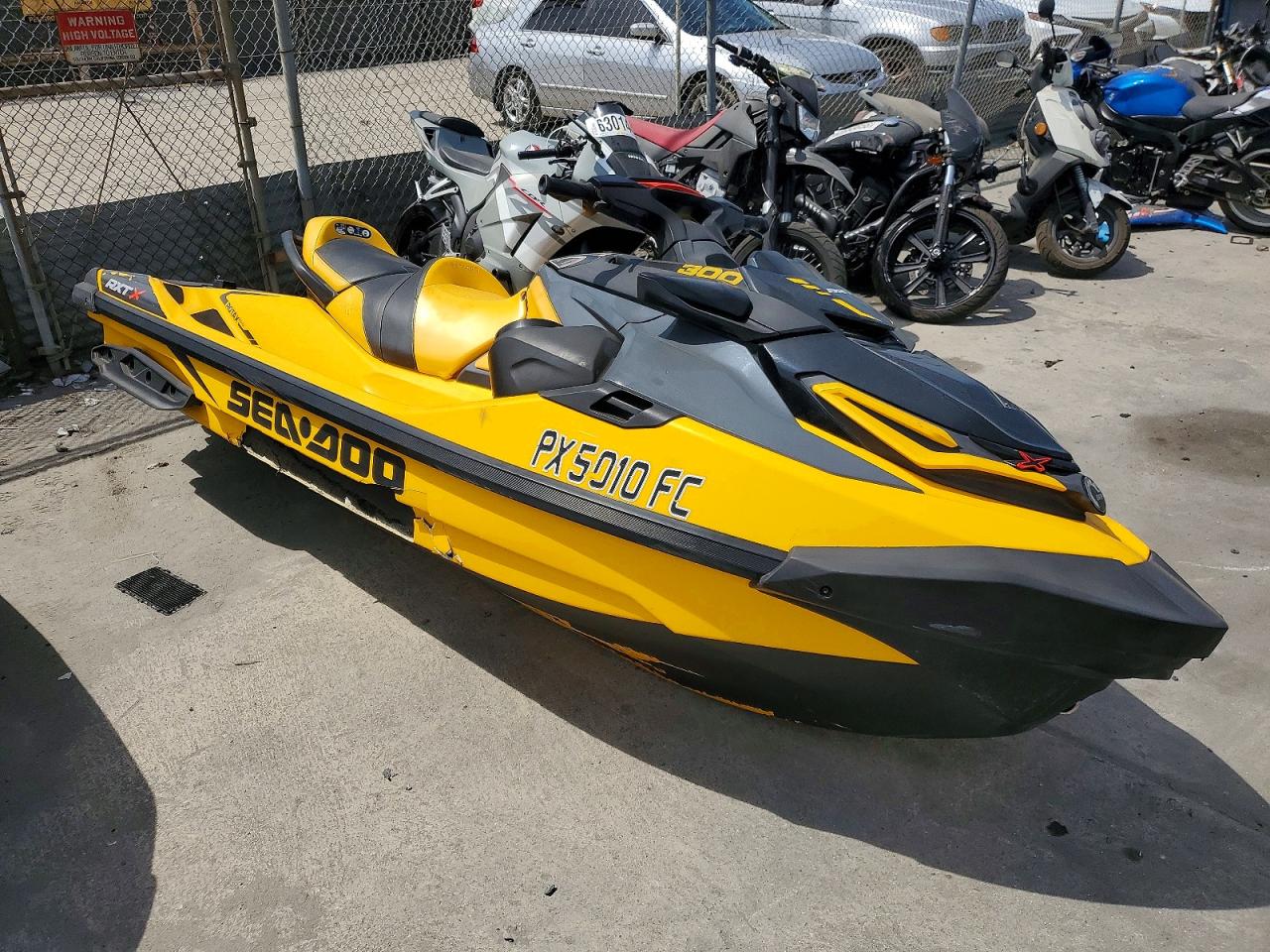 2021 SEA-DOO RXTX300