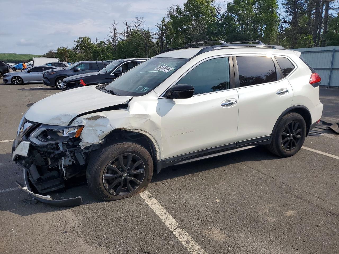 2017 NISSAN ROGUE SV
