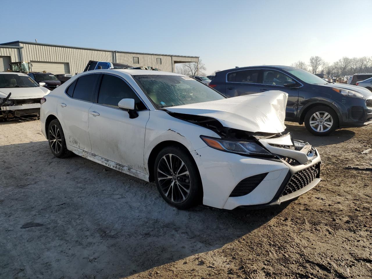 2018 TOYOTA CAMRY L — снимка 4
