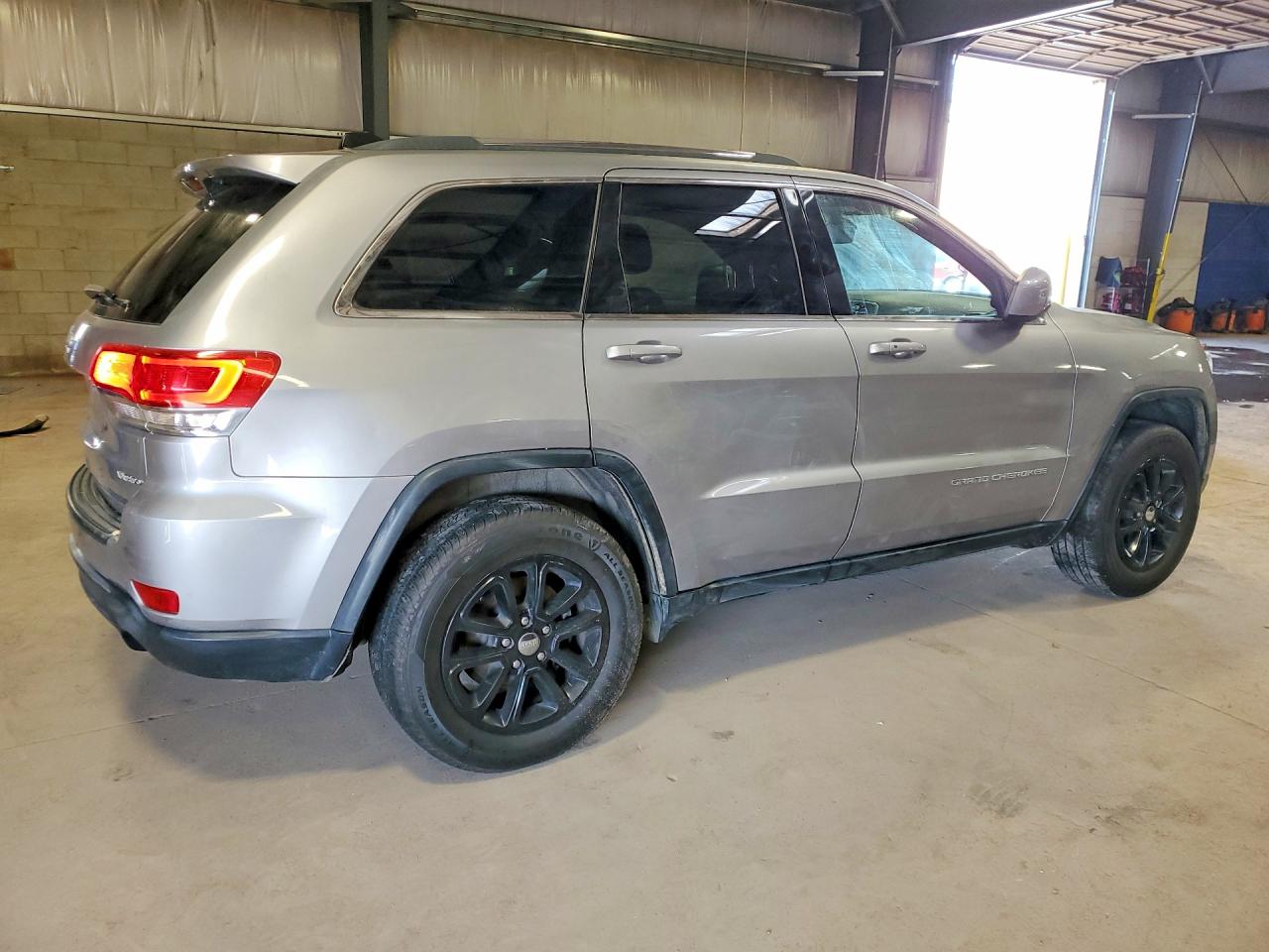 2015 JEEP GRAND CHEROKEE LAREDO — снимка 3