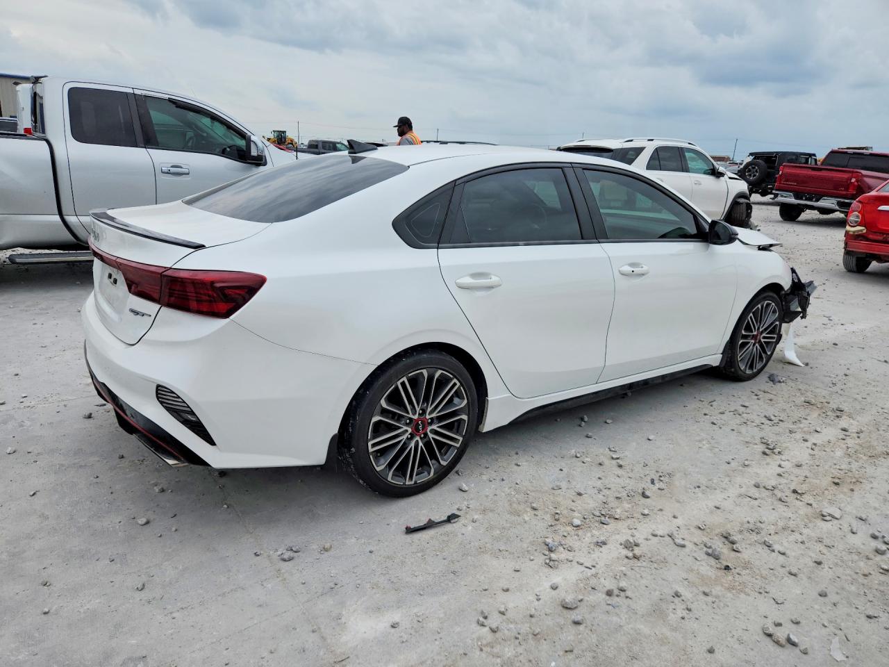 2023 KIA FORTE GT — снимка 3