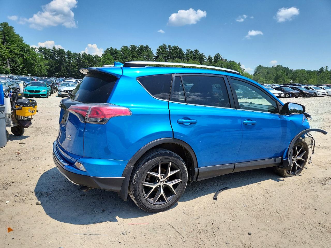 2017 TOYOTA RAV4 SE — снимка 3
