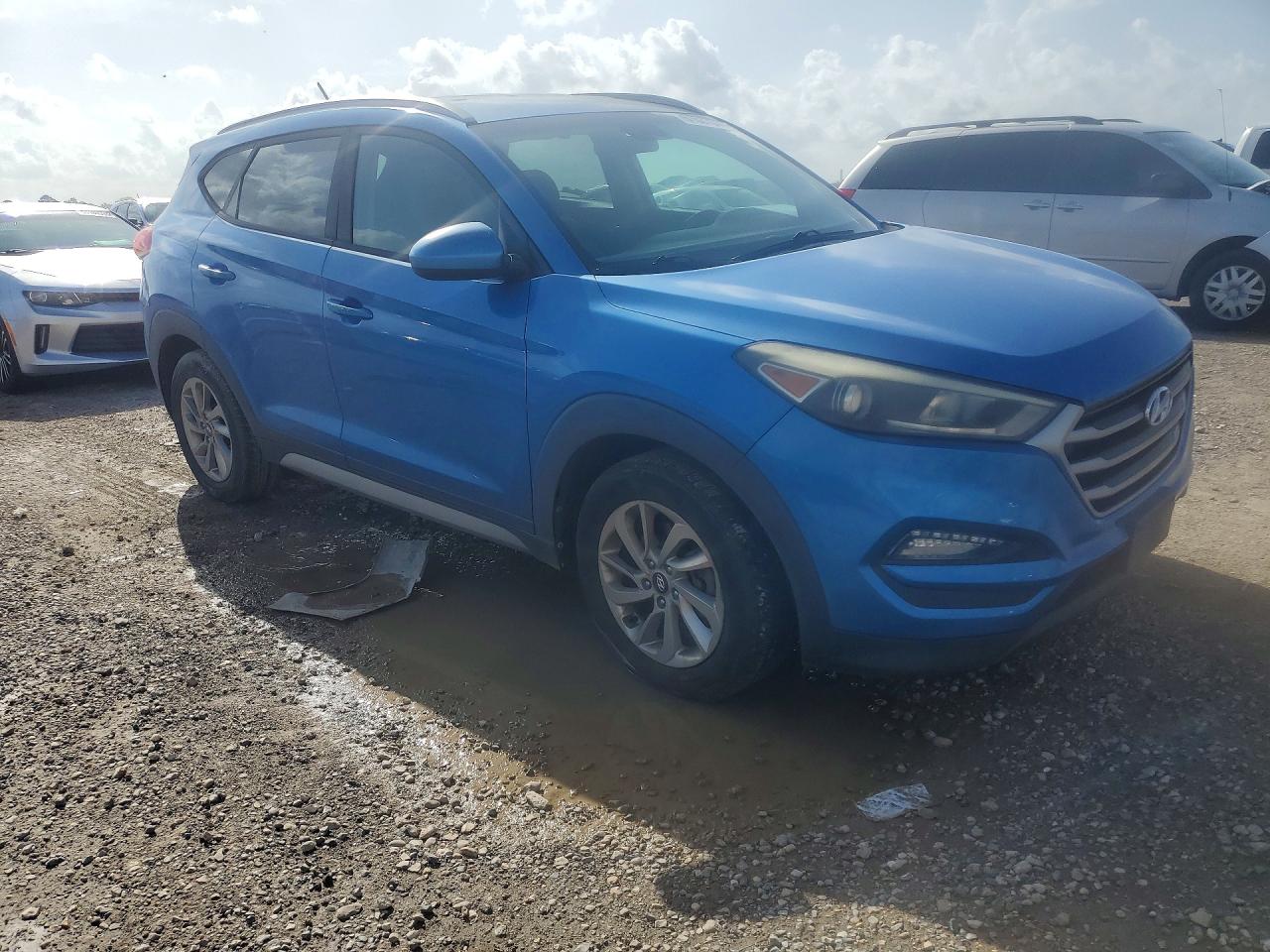 2017 HYUNDAI TUCSON SE — снимка 4