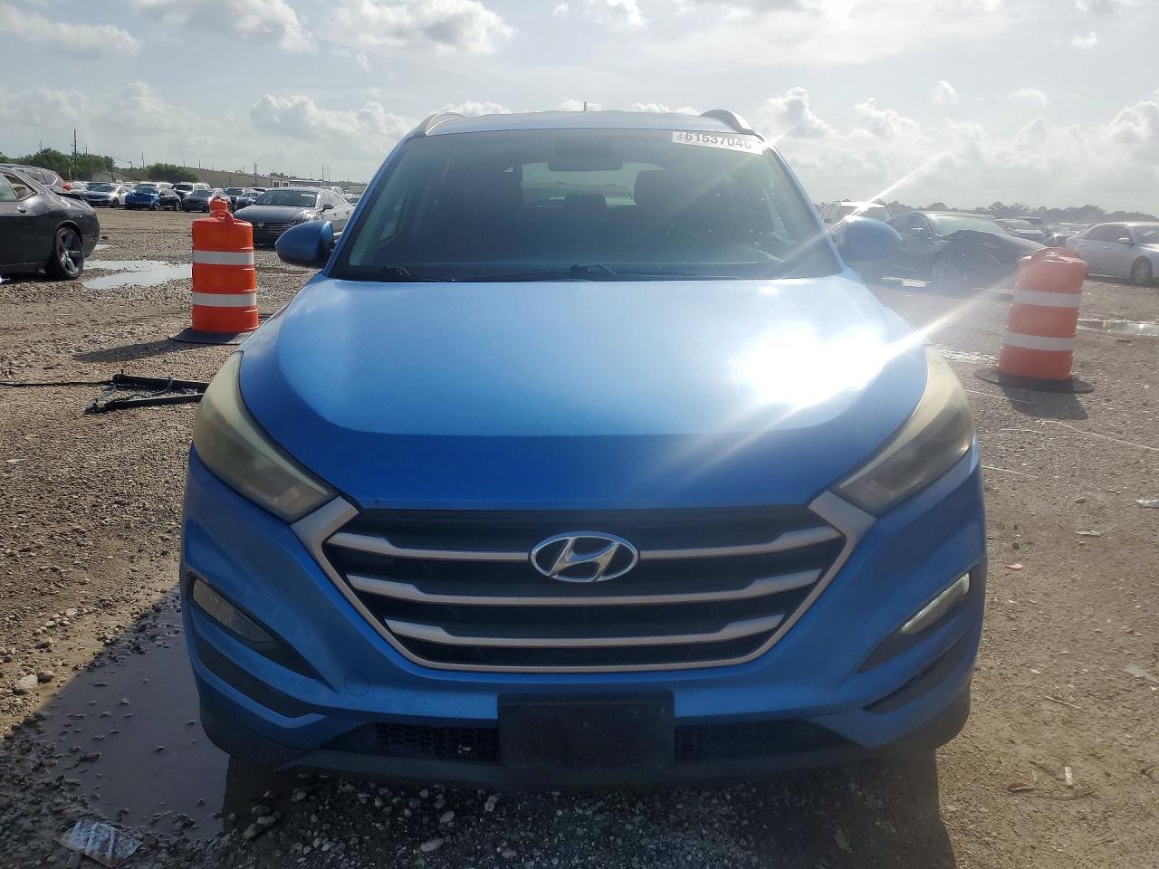 2017 HYUNDAI TUCSON SE — снимка 5