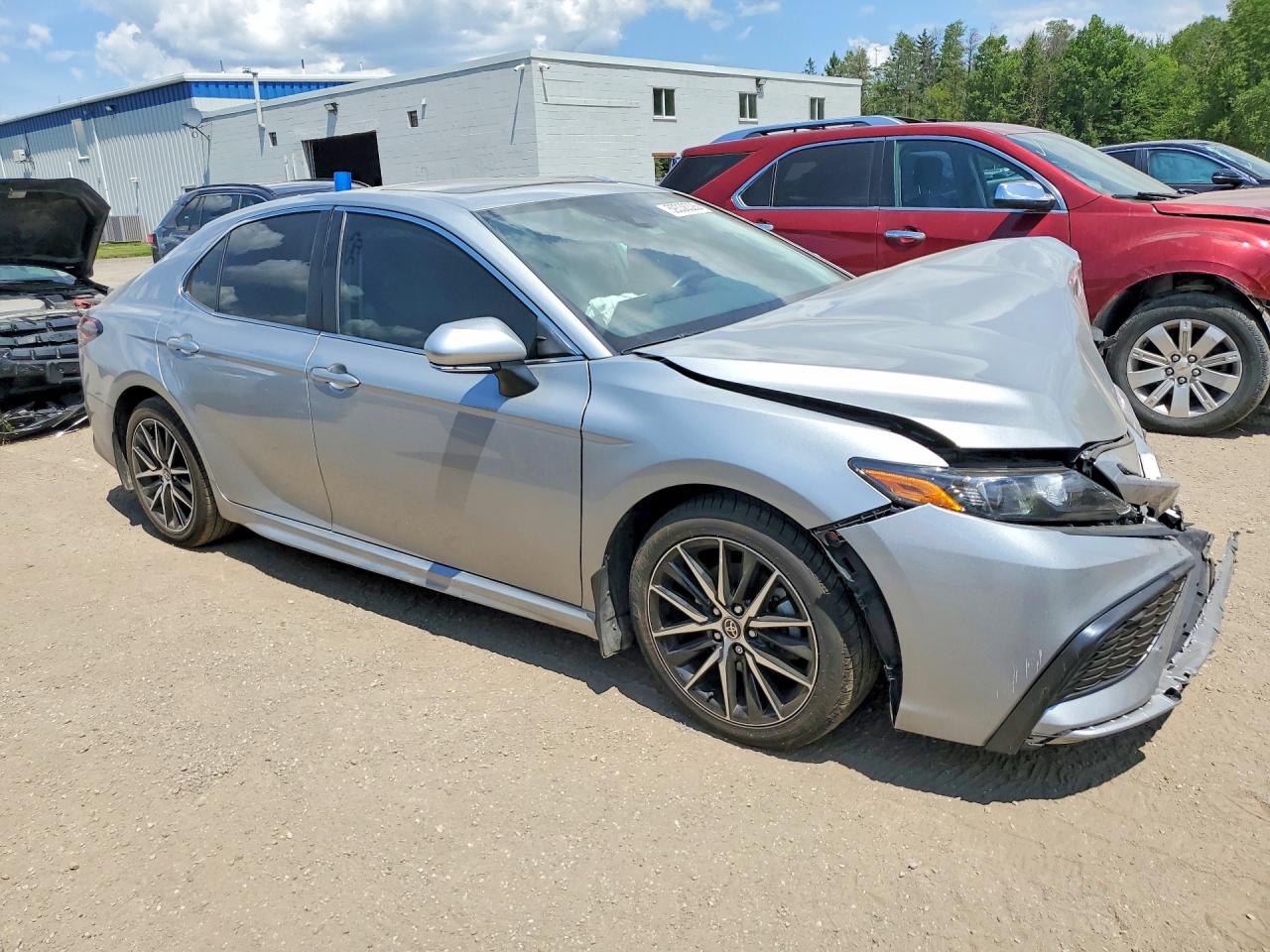 2021 TOYOTA CAMRY SE — снимка 4