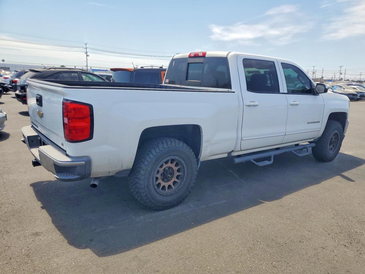 2017 CHEVROLET SILVERADO C1500 LT — снимка 3