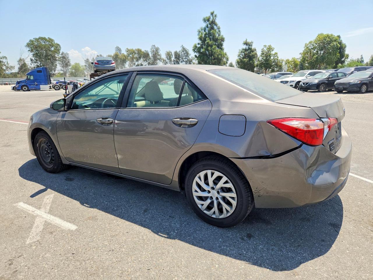 2018 TOYOTA COROLLA LE — снимка 2