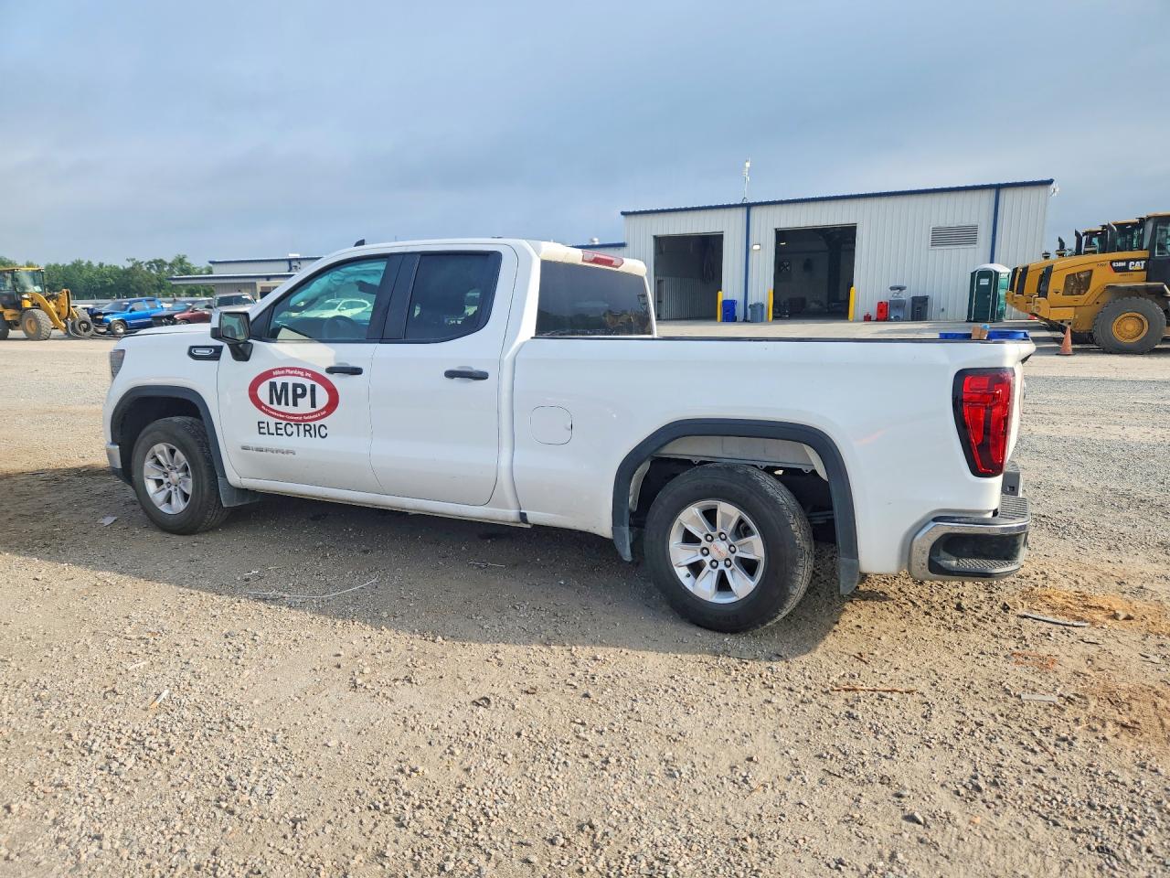 2024 GMC SIERRA C1500 — снимка 2