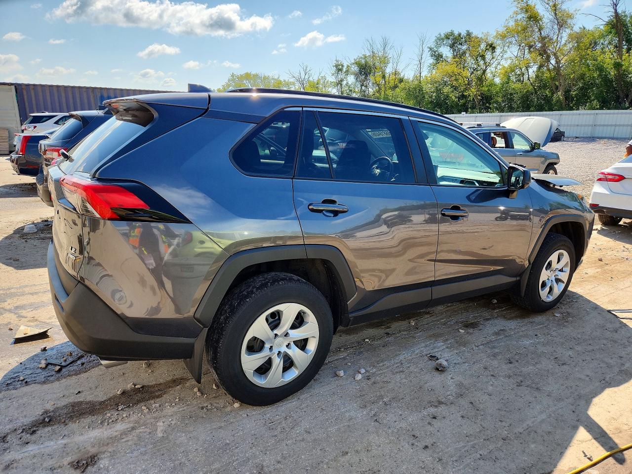2020 TOYOTA RAV4 LE — снимка 3