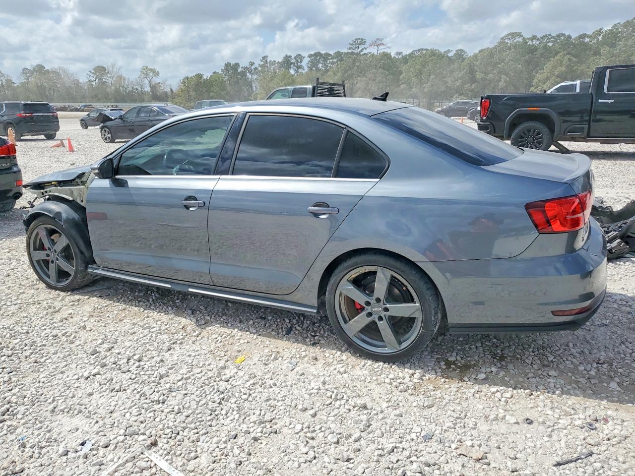 2017 VOLKSWAGEN JETTA GLI — снимка 2