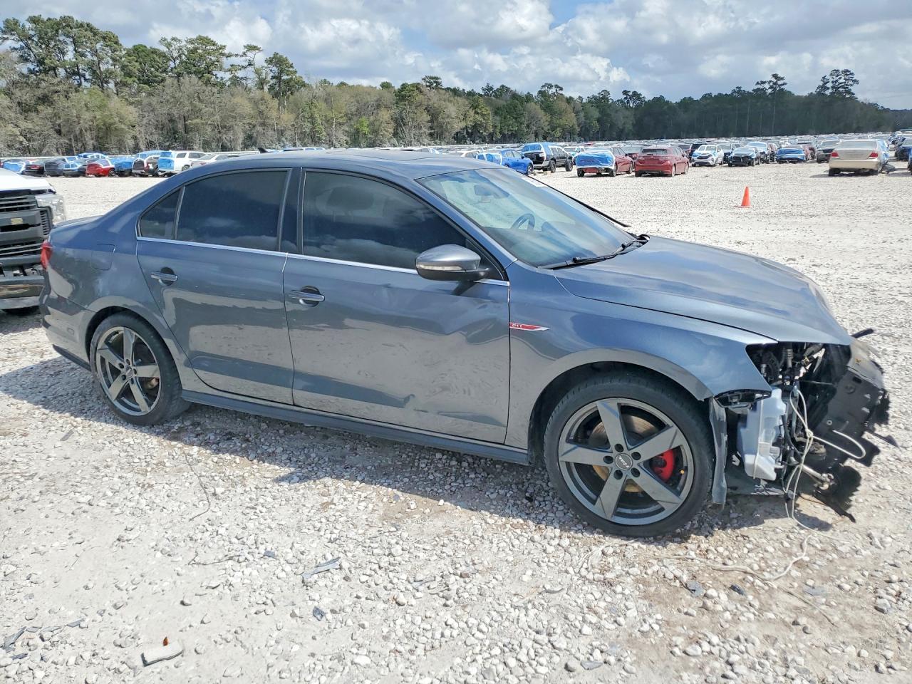 2017 VOLKSWAGEN JETTA GLI — снимка 4