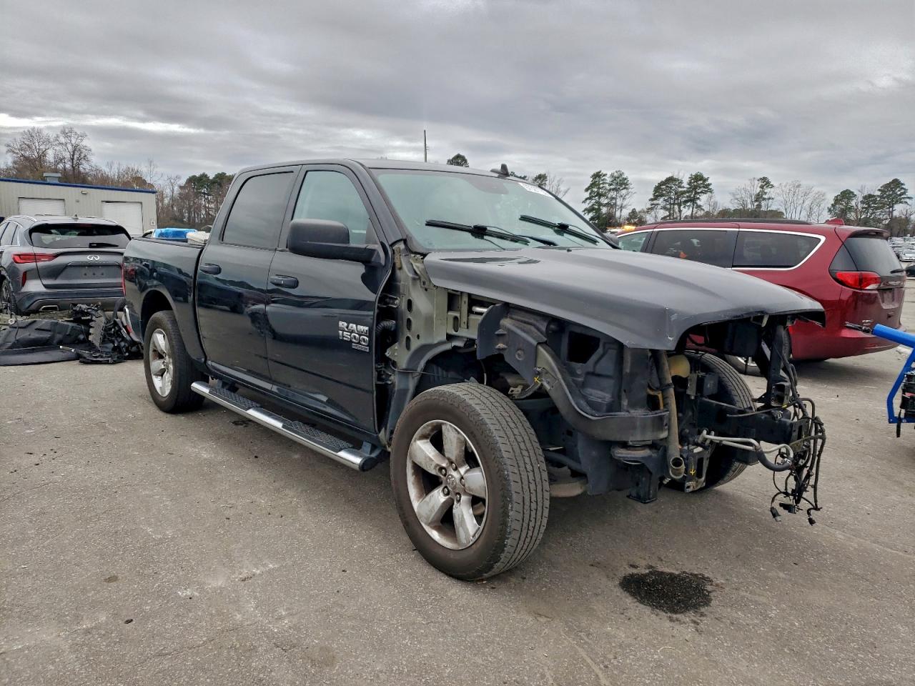2021 RAM 1500 CLASSIC TRADESMAN — снимка 4