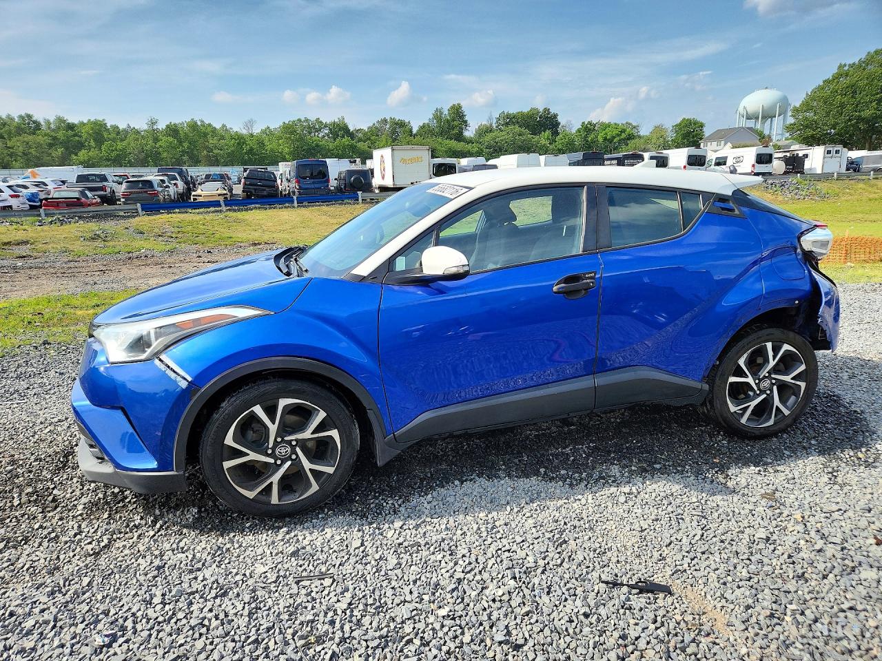 2018 TOYOTA C-HR XLE