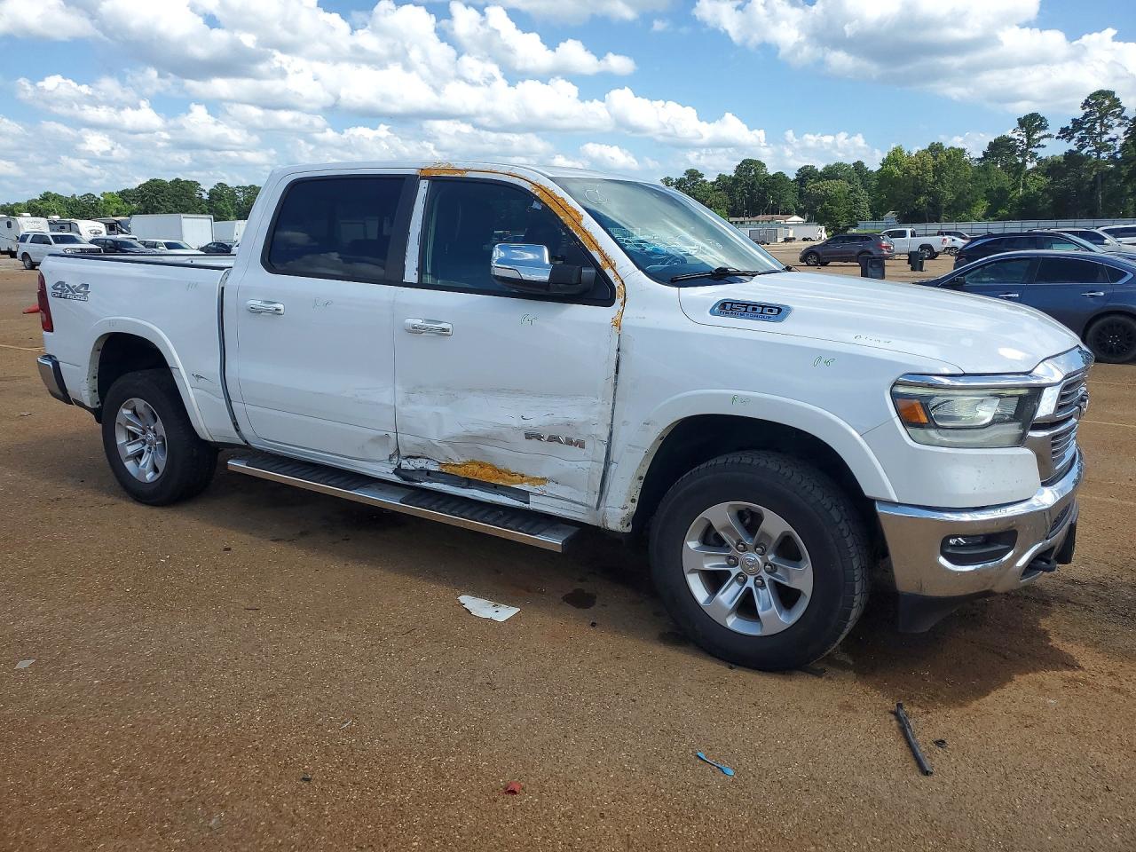 2021 RAM 1500 LARAMIE — снимка 4