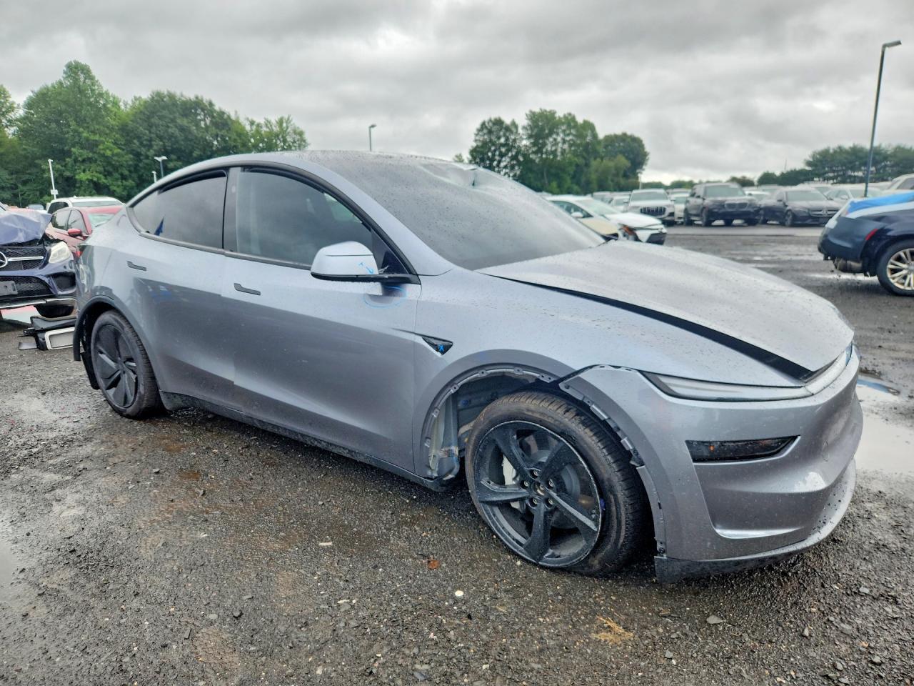 2026 TESLA MODEL Y — снимка 4