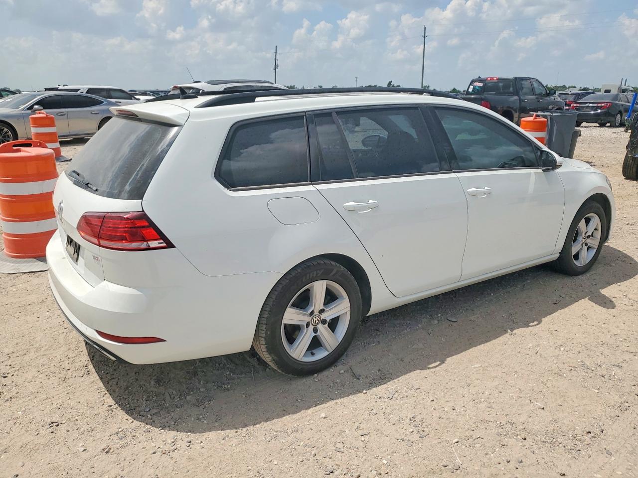 2018 VOLKSWAGEN GOLF SPORTWAGEN S — снимка 3