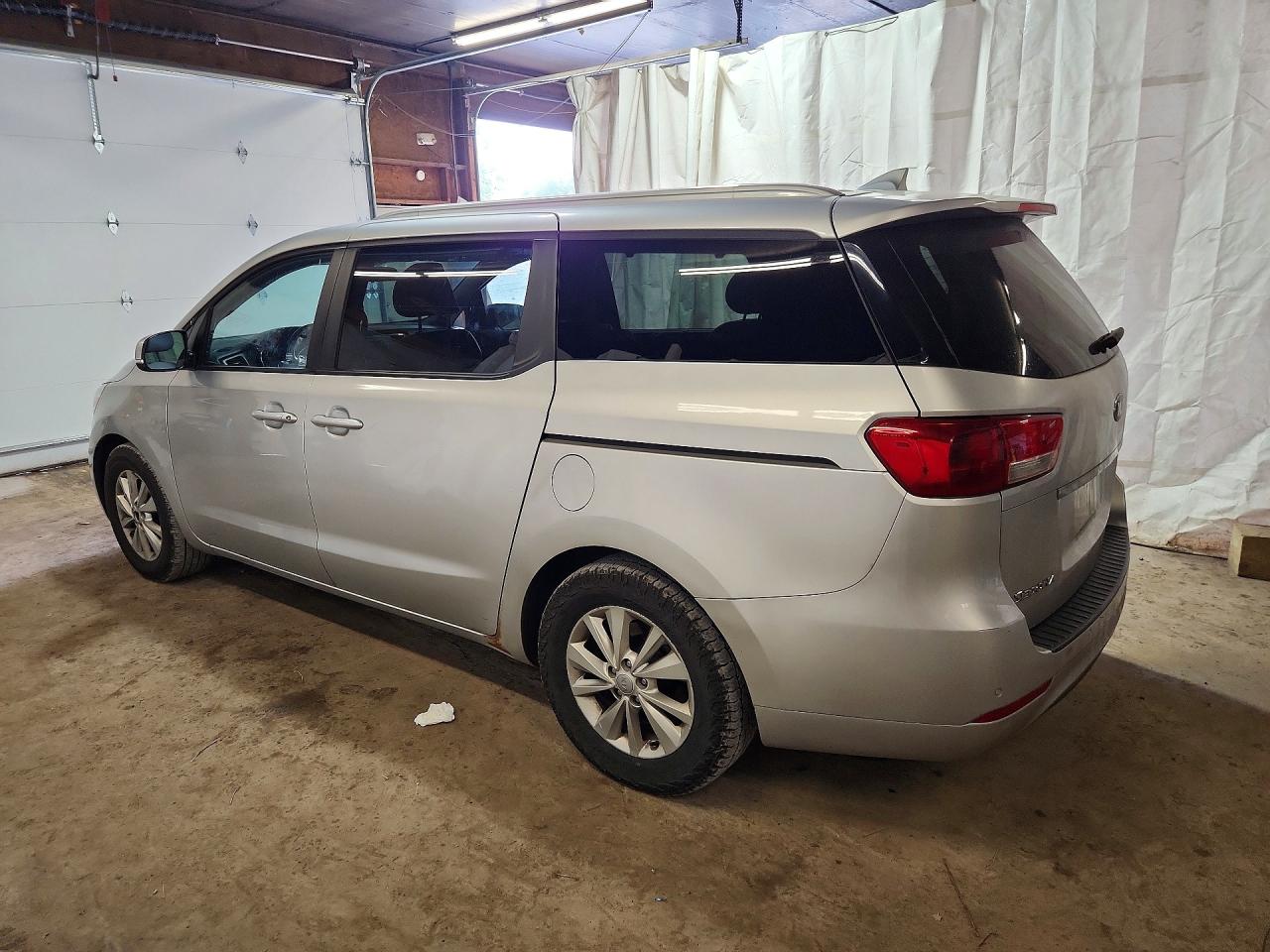 2016 KIA SEDONA LX — снимка 2