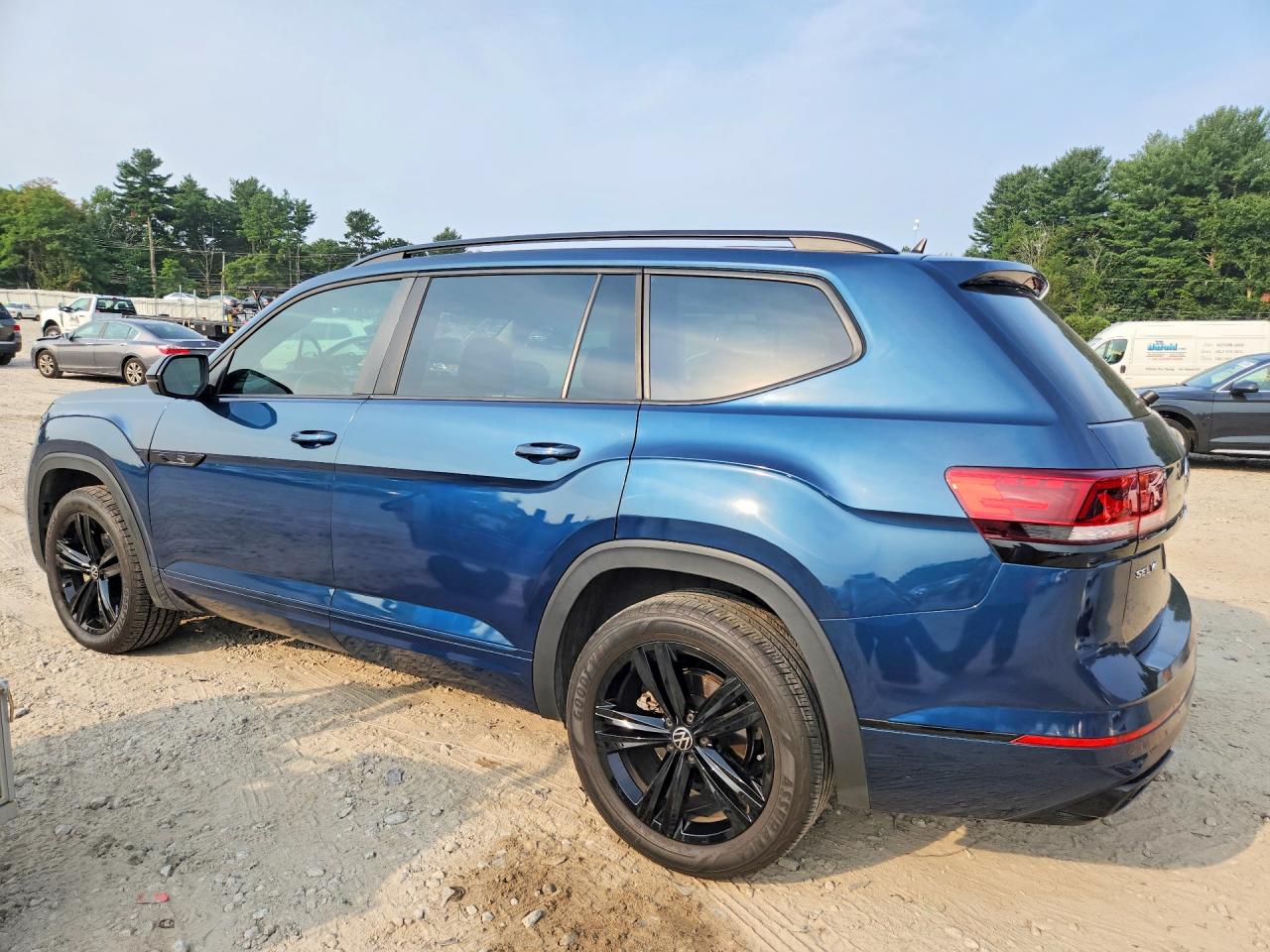 2023 VOLKSWAGEN ATLAS SEL R-LINE — снимка 2