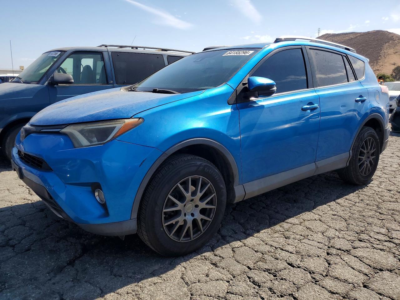 2017 TOYOTA RAV4 XLE
