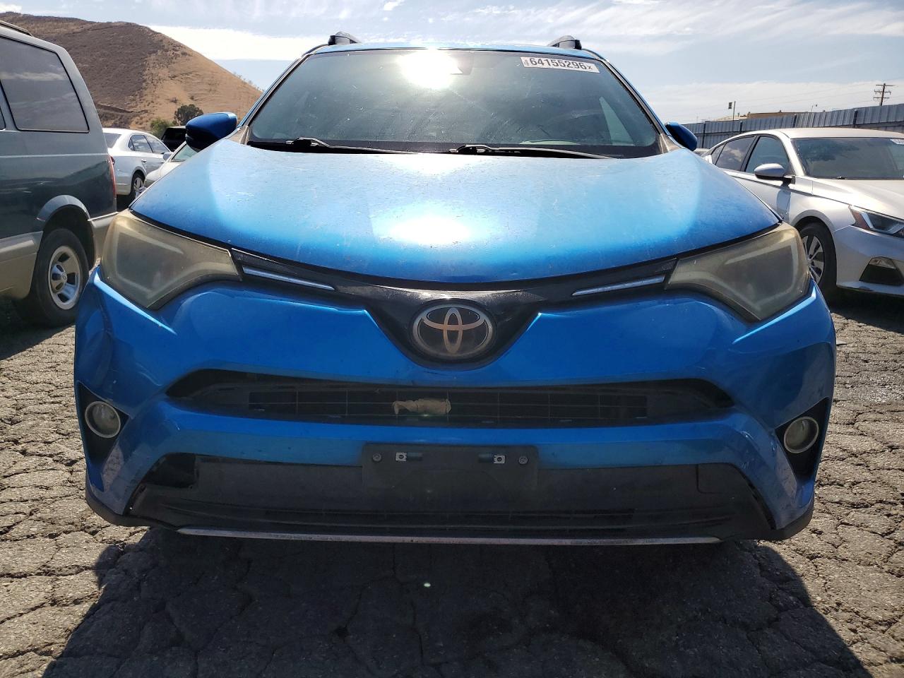 2017 TOYOTA RAV4 XLE — снимка 5