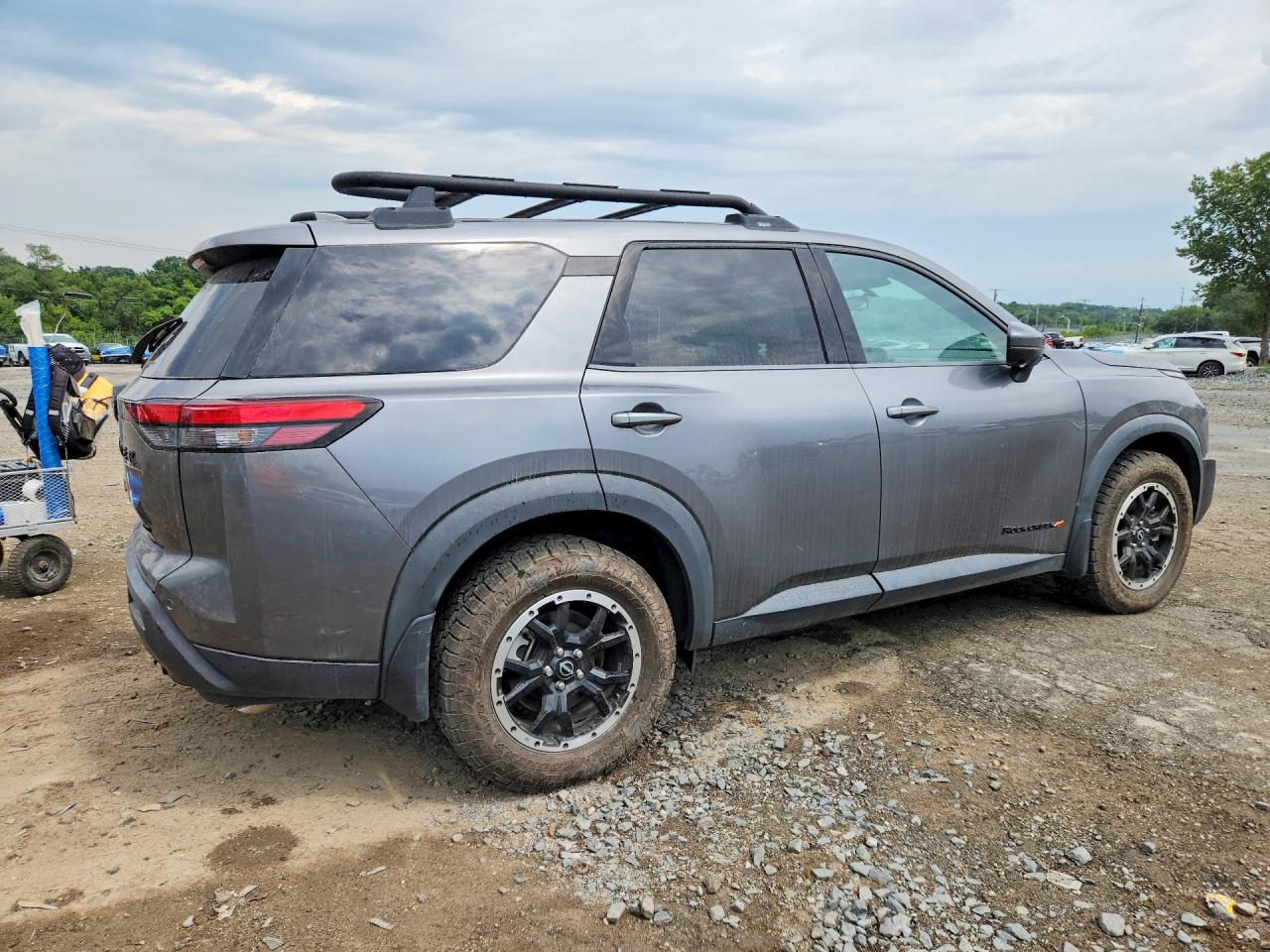 2023 NISSAN PATHFINDER SV — снимка 3