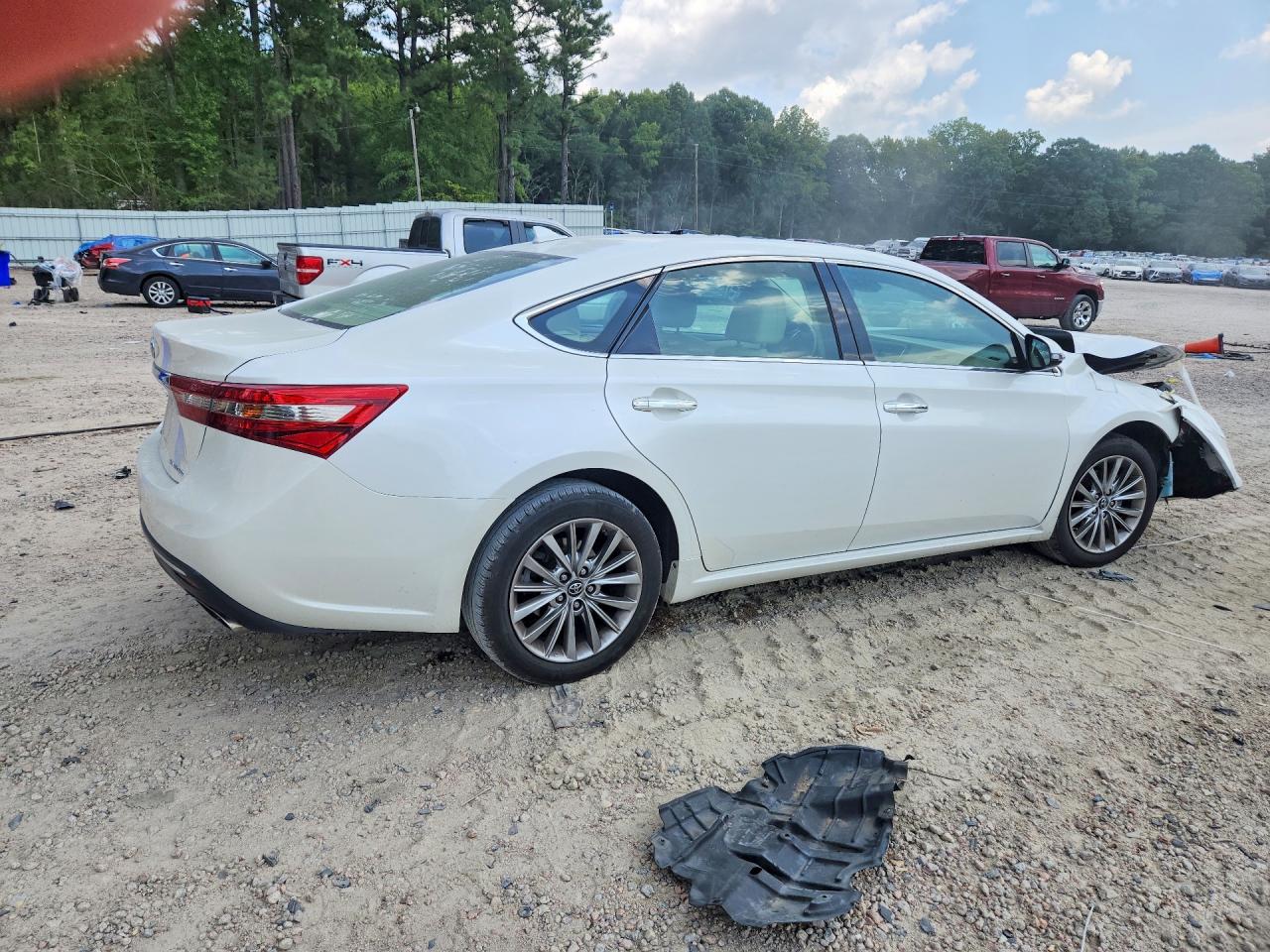 2017 TOYOTA AVALON LIMITED — снимка 3