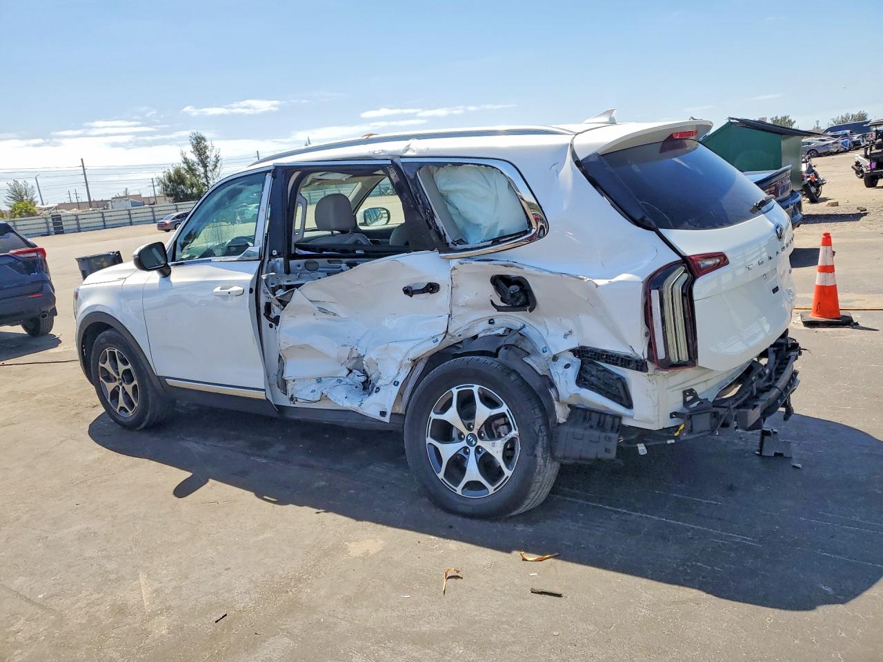 2020 KIA TELLURIDE EX — снимка 2