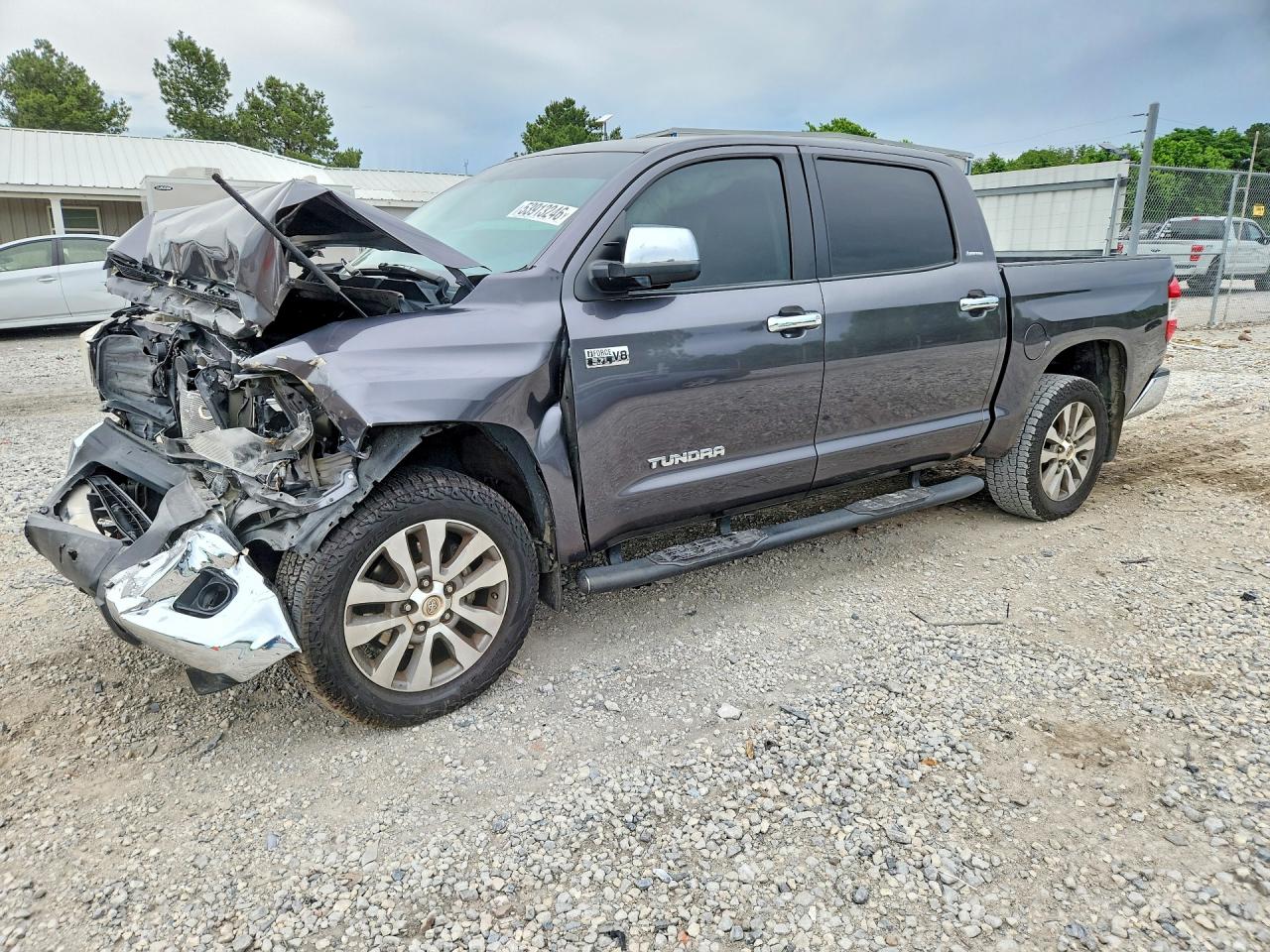 2017 TOYOTA TUNDRA CREWMAX LIMITED