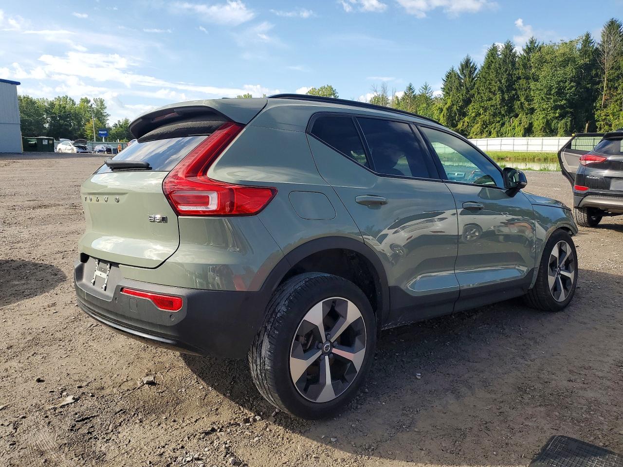 2024 VOLVO XC40 PLUS — снимка 3