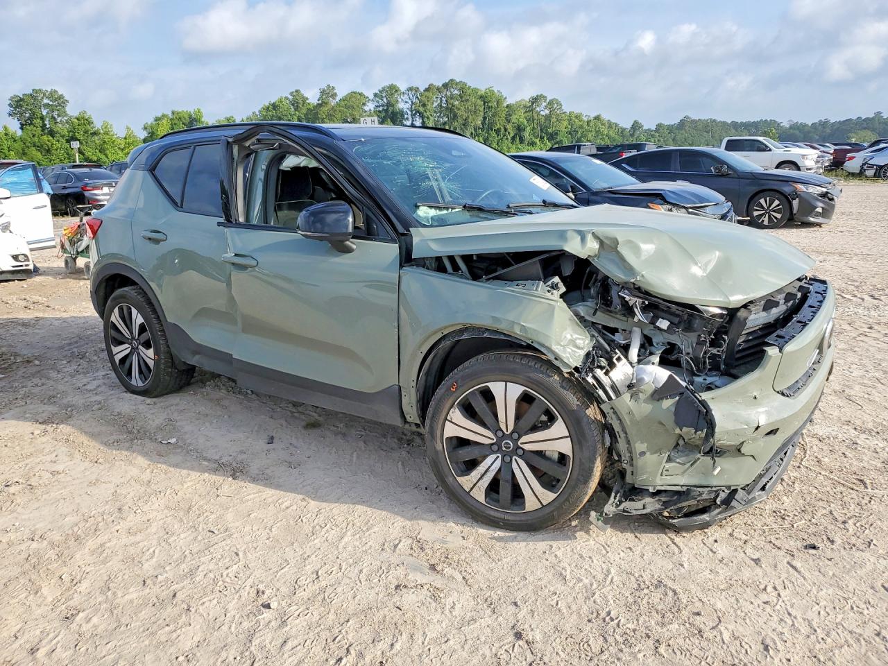 2023 VOLVO XC40 RECHARGE PLUS — снимка 4