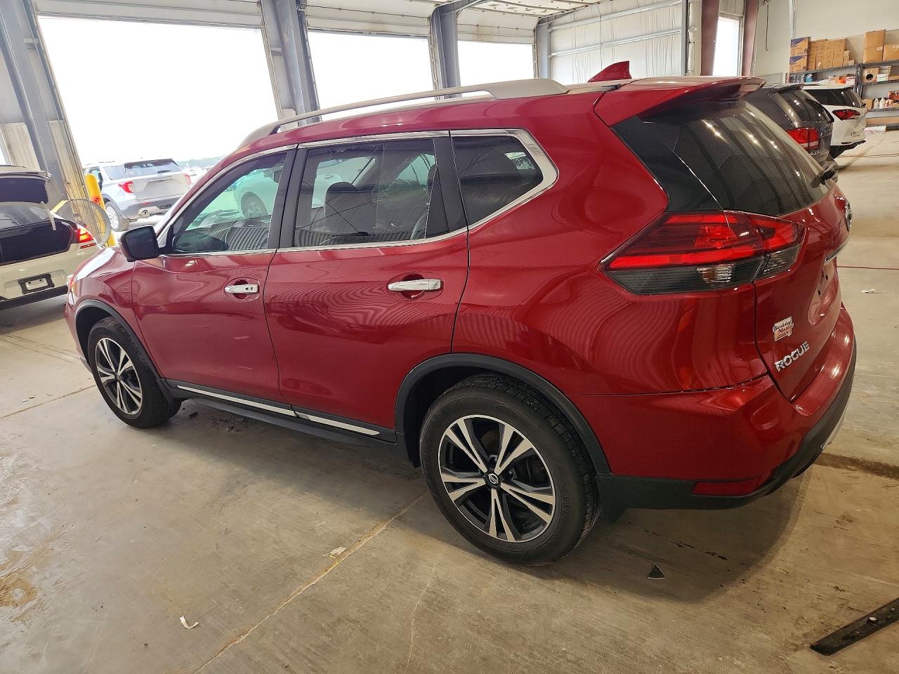 2017 NISSAN ROGUE SL — снимка 2