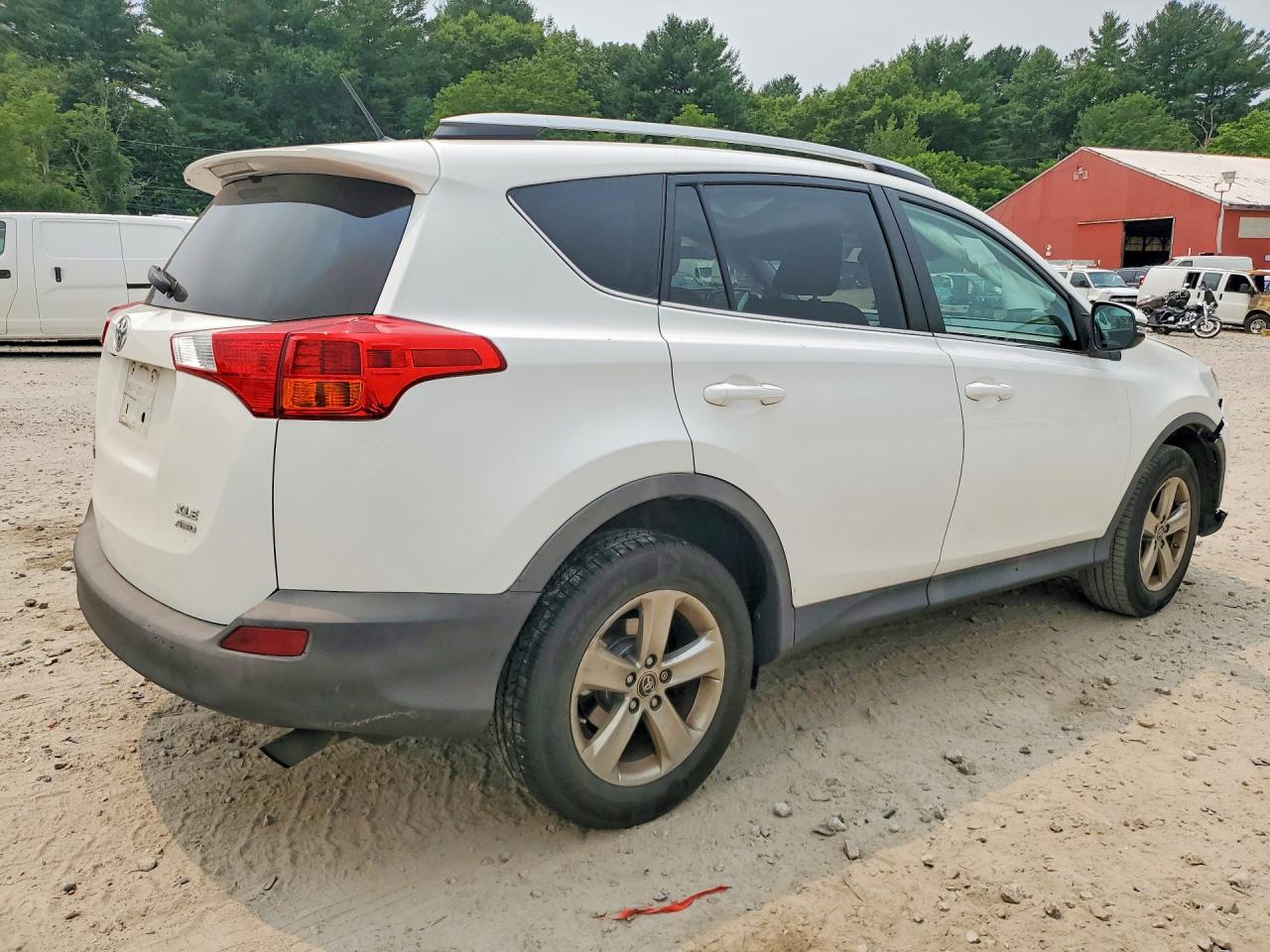 2015 TOYOTA RAV4 XLE — снимка 3