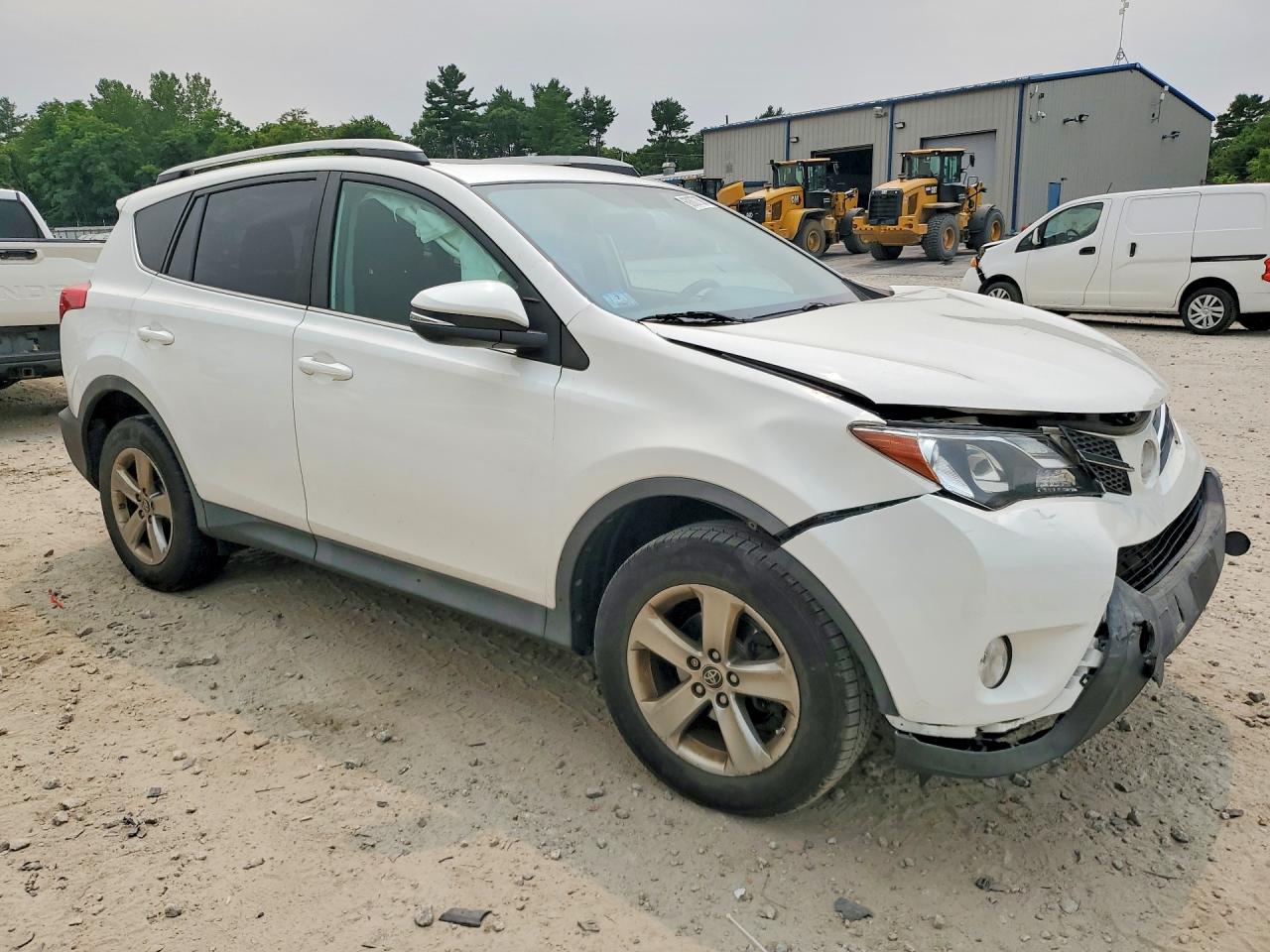 2015 TOYOTA RAV4 XLE — снимка 4