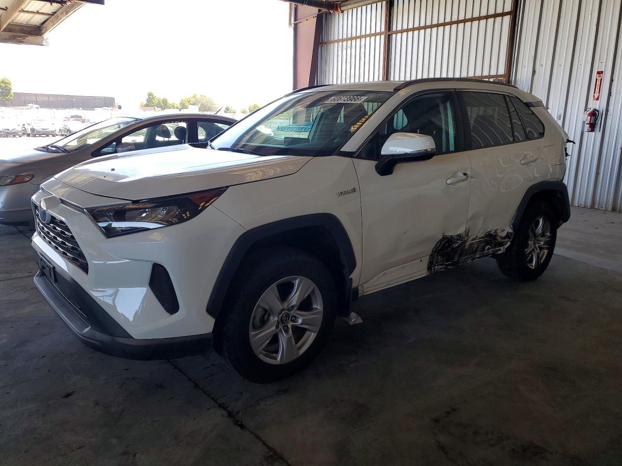 2020 TOYOTA RAV4 LE