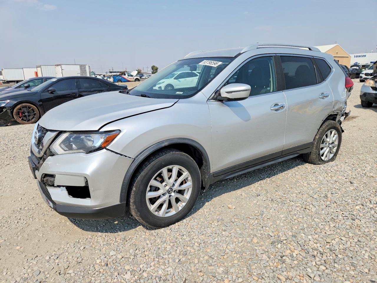 2017 NISSAN ROGUE SV
