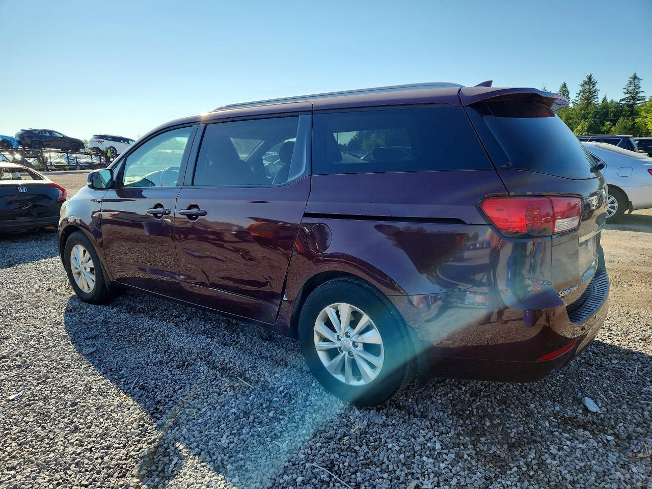 2017 KIA SEDONA LX — снимка 2