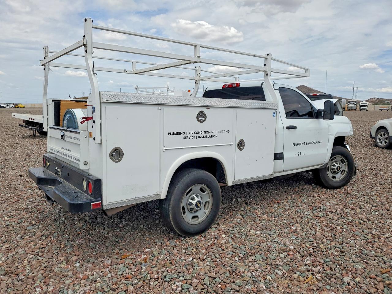 2017 CHEVROLET 2500 — снимка 3